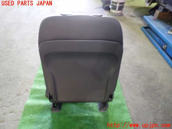 1UPJ-9233637065]ベンツ GLA180(156942)(X156)助手席シート 中古_4