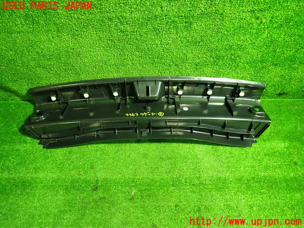 1UPJ-9233637773]ベンツ GLA180(156942)(X156)ラゲッジトレイ3 中古_3