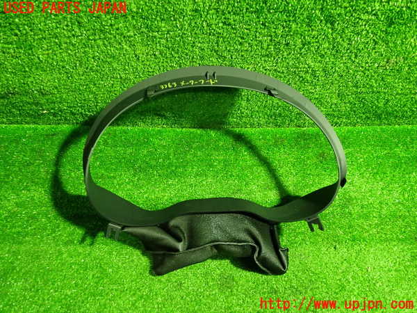 1UPJ-9233637510]ベンツ GLA180(156942)(X156)メーターフード 中古_2