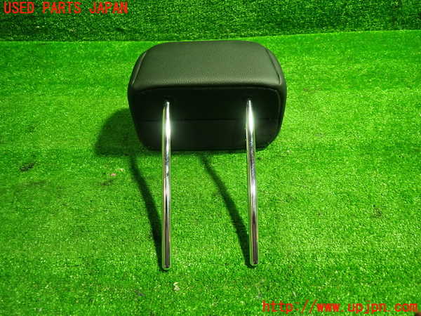 1UPJ-9233637150]ベンツ GLA180(156942)(X156)右2列目ヘッドレスト 中古_3