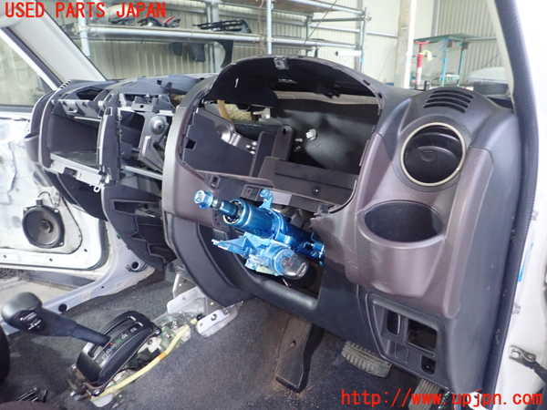 1UPJ-9233647505]パジェロミニ(H58A)ダッシュボード 中古_2