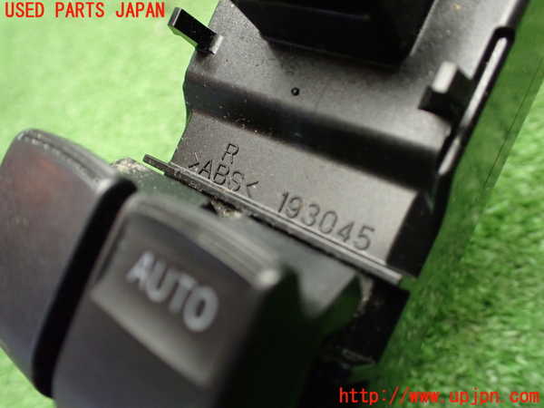 1UPJ-9233656240]スペイド(ポルテ)(NSP141)右前パワーウィンドウスイッチ 中古_4