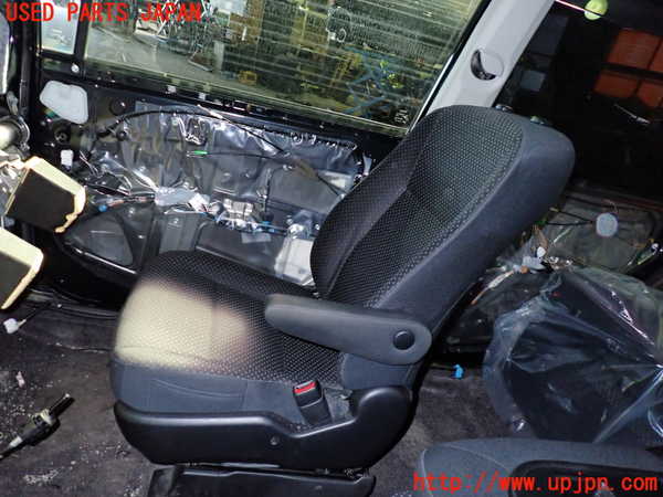 1UPJ-9233657035]スペイド(ポルテ)(NSP141)運転席シート 中古_5