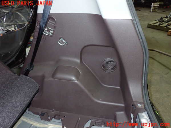 1UPJ-9233657675]スペイド(ポルテ)(NSP141)右リアピラートリム 中古_3