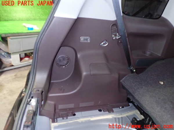 1UPJ-9233657680]スペイド(ポルテ)(NSP141)左リアピラートリム 中古_5