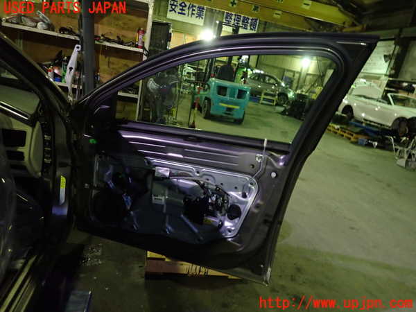 1UPJ-9233661230]ボルボ・XC70(BB6324XC)右前ドア 中古_4