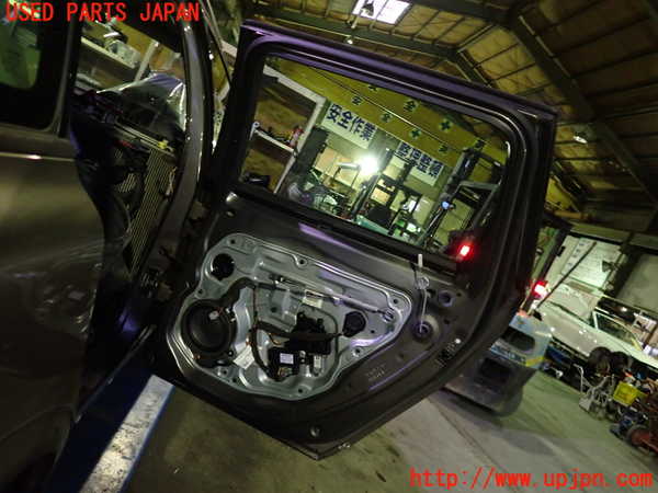 1UPJ-9233661290]ボルボ・XC70(BB6324XC)右後ドア 中古_4