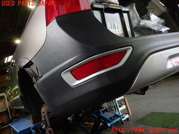 1UPJ-9233661610]ボルボ・XC70(BB6324XC)リアバンパー 中古_3