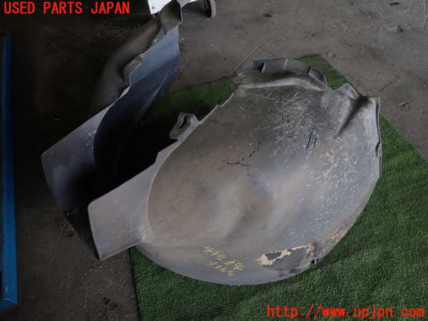 1UPJ-9233661090]ボルボ・XC70(BB6324XC)右前フェンダーライナー 中古_2