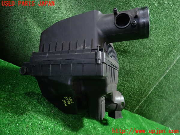 1UPJ-9233662560]ボルボ・XC70(BB6324XC)エアクリーナーボックス 中古_2