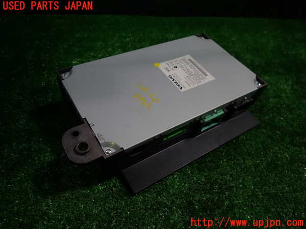 1UPJ-9233666525]ボルボ・XC70(BB6324XC)アンプ 中古_2