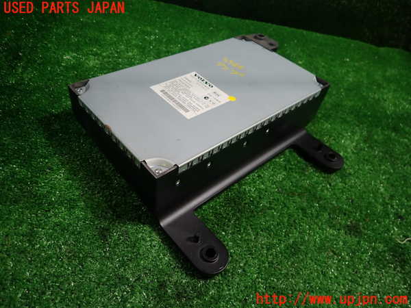 1UPJ-9233666525]ボルボ・XC70(BB6324XC)アンプ 中古_3