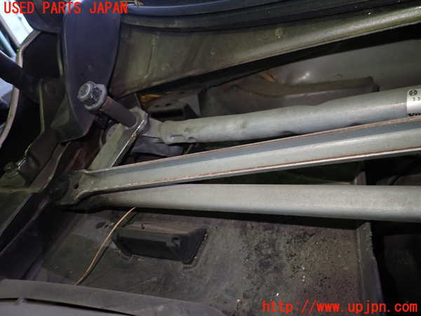 1UPJ-9233666770]ボルボ・XC70(BB6324XC)フロントワイパーモーター 中古_2