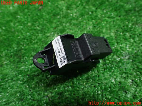 1UPJ-9233666245]ボルボ・XC70(BB6324XC)左前パワーウィンドウスイッチ 中古_2