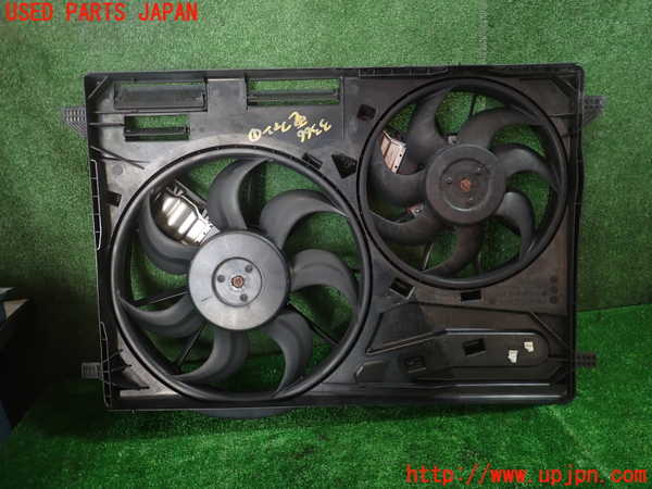 1UPJ-9233666836]ボルボ・XC70(BB6324XC)電動ファン1 中古_4