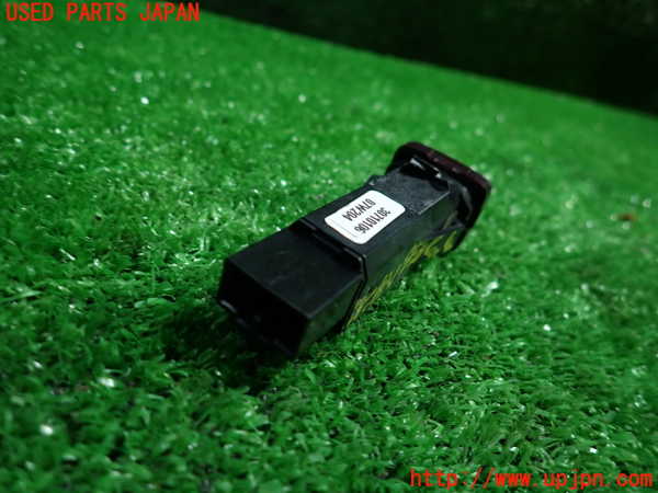 1UPJ-9233666290]ボルボ・XC70(BB6324XC)ハザードスイッチ 中古_2