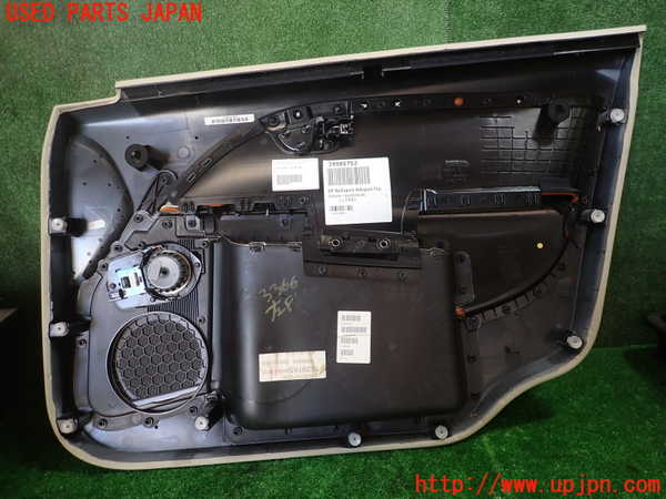 1UPJ-9233661264]ボルボ・XC70(BB6324XC)左前ドア内張り 中古_5