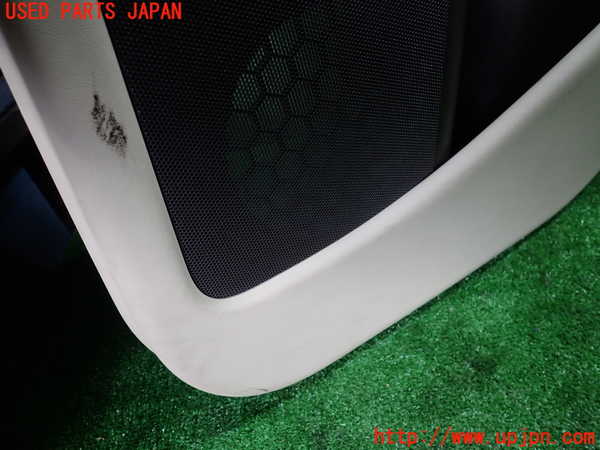 1UPJ-9233661294]ボルボ・XC70(BB6324XC)右後ドア内張り 中古_4