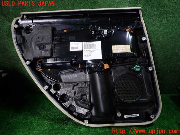 1UPJ-9233661294]ボルボ・XC70(BB6324XC)右後ドア内張り 中古_5