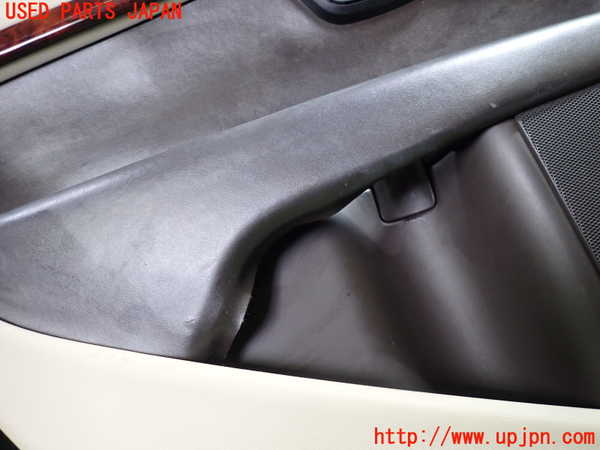 1UPJ-9233661324]ボルボ・XC70(BB6324XC)左後ドア内張り 中古_3