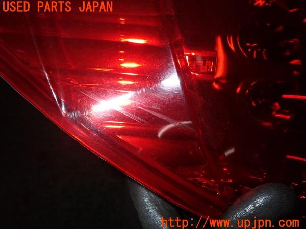 3UPJ=9233670547]BMW 525i(NE25 E60)前期 EAGLE EYES イーグルアイズ EE-BM079 テールランプ 中古_2