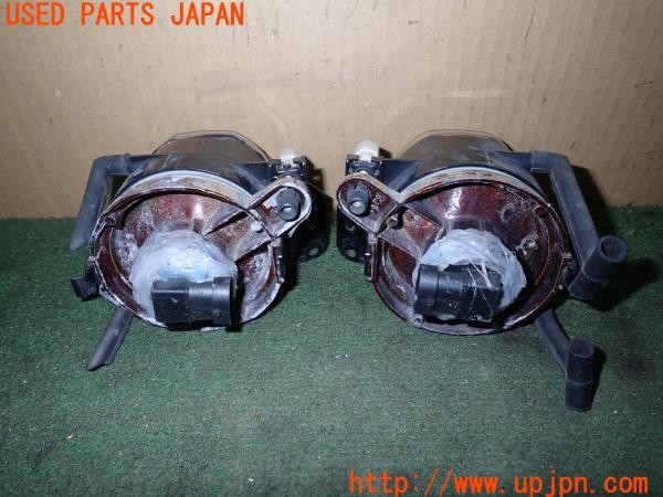 3UPJ=9233670558]BMW 525i(NE25 E60)前期 純正 6910791 6910792 フォグランプ LED 中古_4