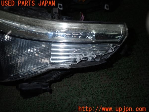 3UPJ=9233670561]BMW 525i(NE25 E60)前期 純正 ヘッドライト ベロフ バルブ付き 中古_4