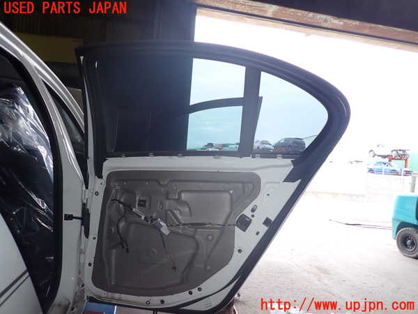 1UPJ-9233671290]BMW 525i(NE25)E60右後ドア 中古_3