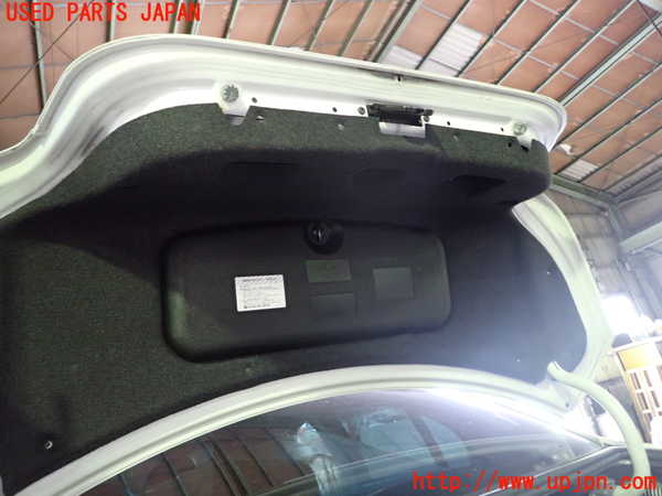 1UPJ-9233671500]BMW 525i(NE25)E60トランク 中古_4