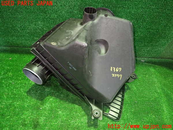1UPJ-9233672560]BMW 525i(NE25)E60エアクリーナーボックス 中古_2