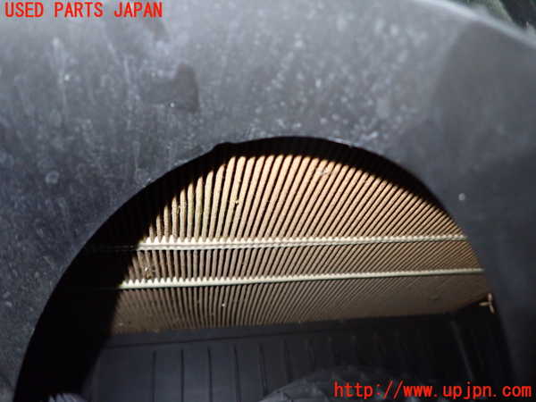 1UPJ-9233672560]BMW 525i(NE25)E60エアクリーナーボックス 中古_3