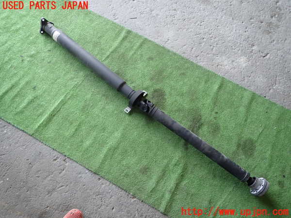 1UPJ-9233673410]BMW 525i(NE25)E60リアプロペラシャフト 中古_3