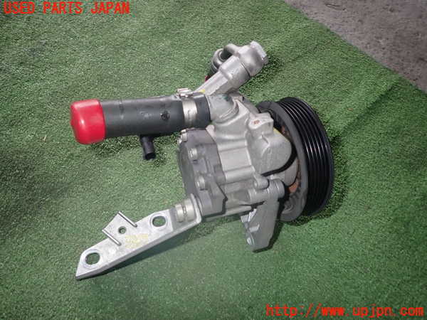 1UPJ-9233674250]BMW 525i(NE25)E60パワステポンプ 中古_2