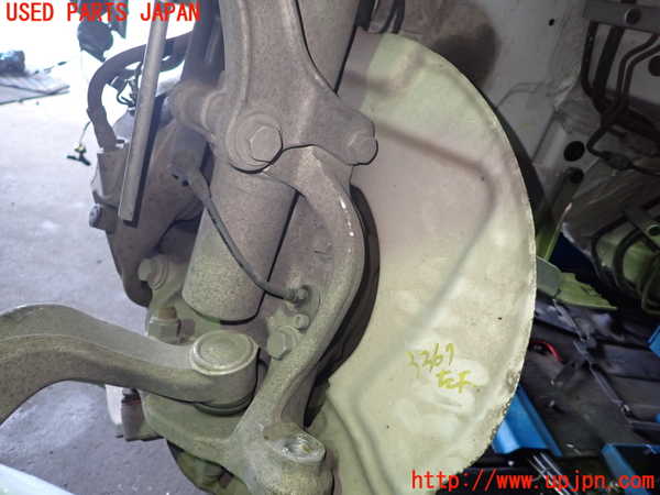 1UPJ-9233674295]BMW 525i(NE25)E60左フロントナックルハブ 中古_2