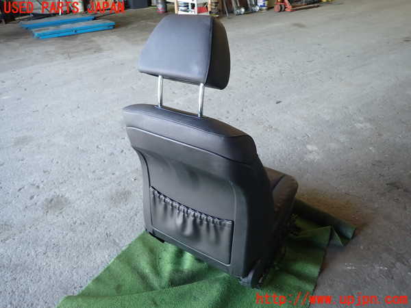 1UPJ-9233677035]BMW 525i(NE25)E60運転席シート 中古_4