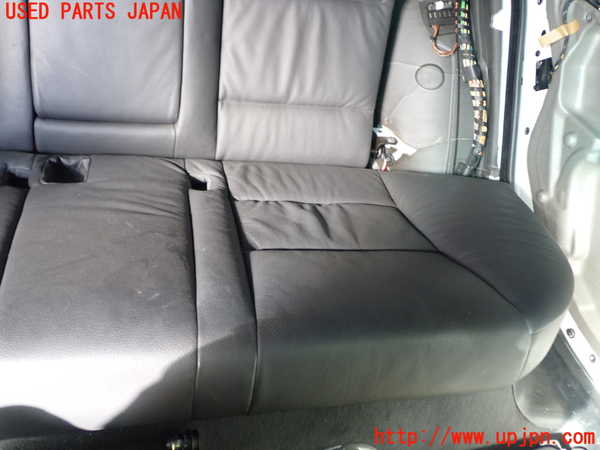 1UPJ-9233677385]BMW 525i(NE25)E60リアシート 中古_4