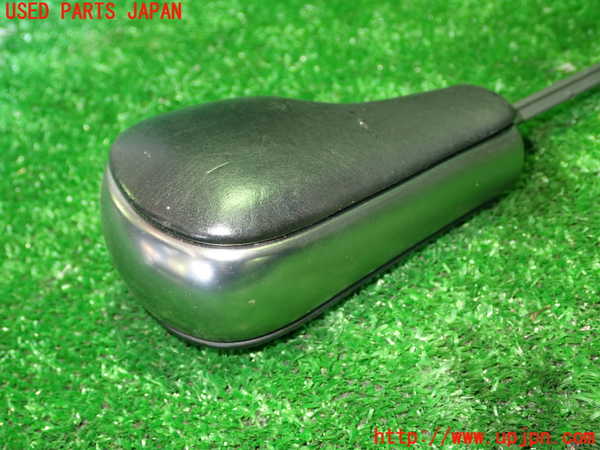 1UPJ-9233677570]BMW 525i(NE25)E60シフトノブ 中古_4