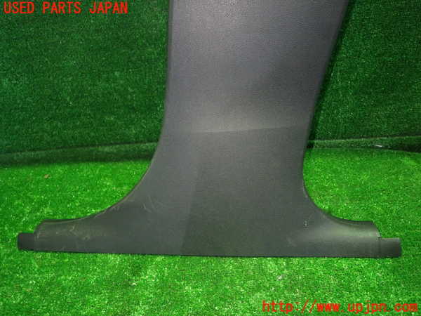 1UPJ-9233677665]BMW 525i(NE25)E60右センターピラートリム 中古_2