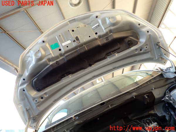 2UPJ-9233681060]ノート NISMO(E12)ボンネットフード 中古_4