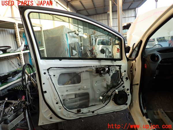 2UPJ-9233681260]ノート NISMO(E12)左前ドア (43R-005834) 中古_4