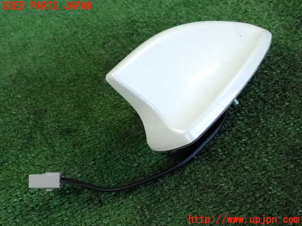 2UPJ-9233686550]ノート NISMO(E12)アンテナ 中古_2
