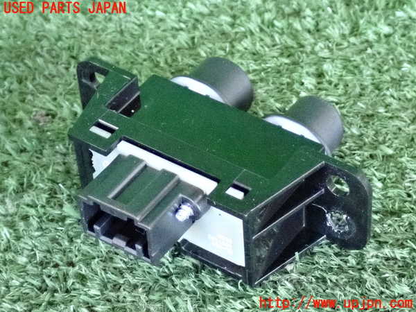 2UPJ-9233686306]ノート NISMO(E12)スイッチ1 (時計等) 中古_2