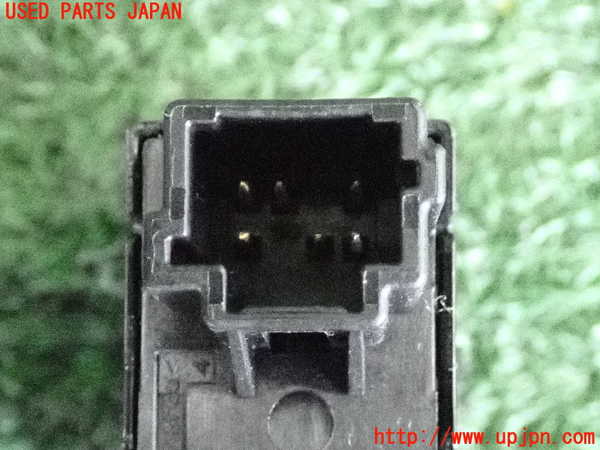 2UPJ-9233686308]ノート NISMO(E12)スイッチ3 (横滑り防止OFF) 中古_4