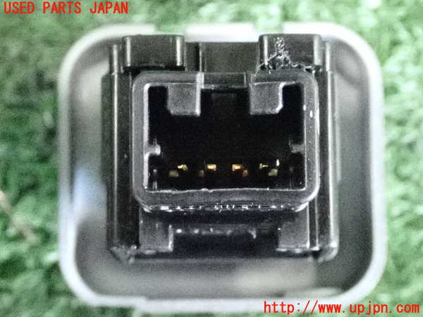 2UPJ-9233686309]ノート NISMO(E12)スイッチ4 (ECO) 中古_4