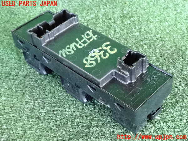 2UPJ-9233686240]ノート NISMO(E12)右前パワーウィンドウスイッチ 中古_2