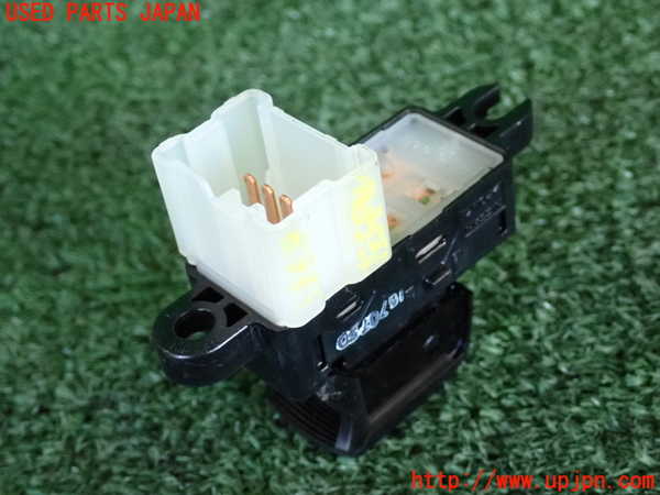 2UPJ-9233686245]ノート NISMO(E12)左前パワーウィンドウスイッチ 中古_2