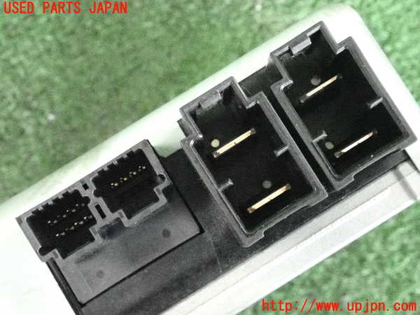 2UPJ-9233686135]ノート NISMO(E12)パワステコンピューター 中古_4