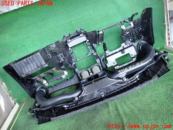 2UPJ-9233687505]ノート NISMO(E12)ダッシュボード 中古_5