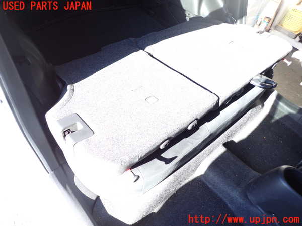 2UPJ-9233687385]ノート NISMO(E12)リアシート 中古_5