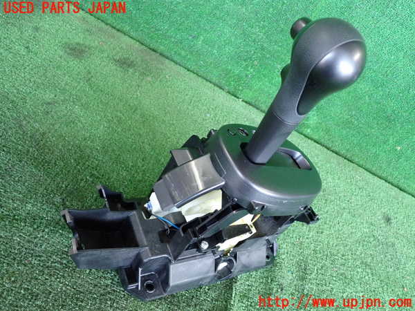 2UPJ-9233687555]ノート NISMO(E12)ATシフトレバー 中古_2